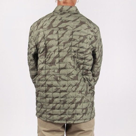 The North Face RARE COLOR ThermoBall Shirt Jacket Lichen Green Camo Mens S NWT - Picture 2 of 9